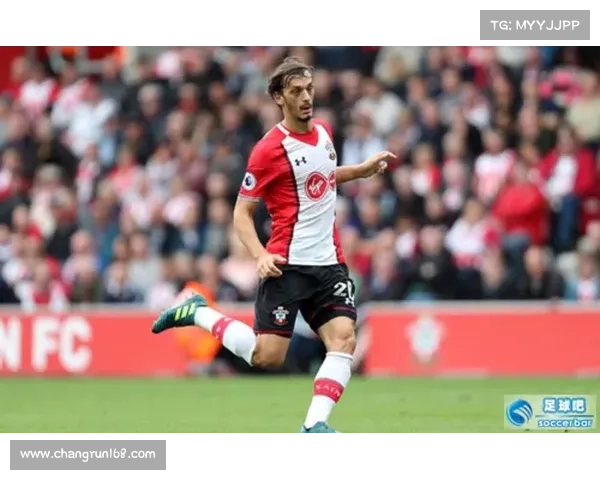 洛塞尔索技术特点与战术作用深度剖析：现代足球中的全能中场